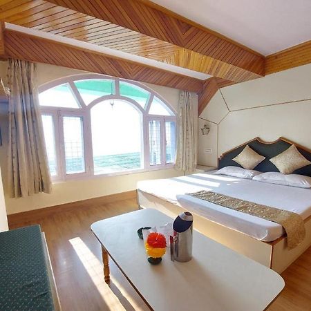 Brightland Hotel Shimla Esterno foto
