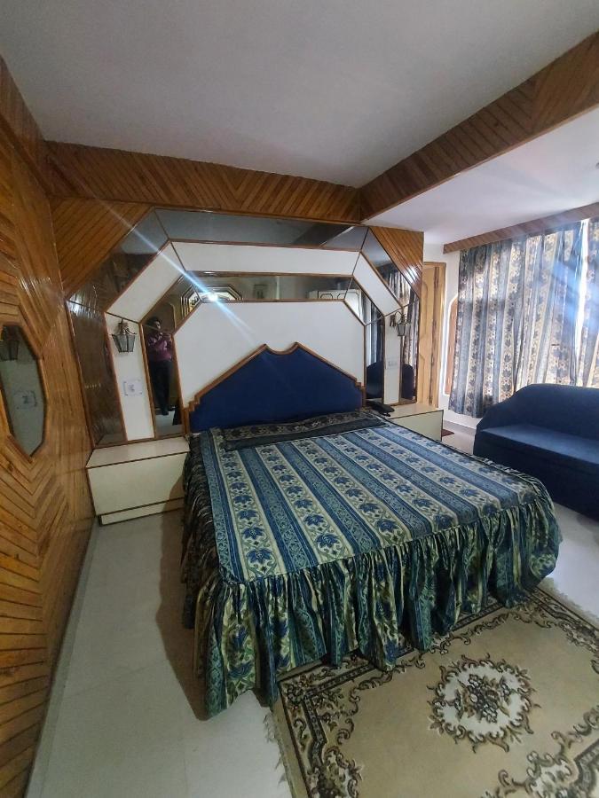 Brightland Hotel Shimla Esterno foto