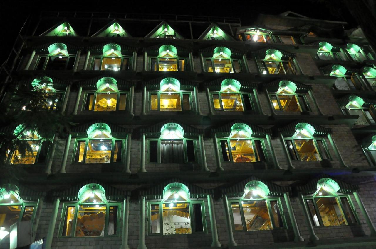 Brightland Hotel Shimla Esterno foto