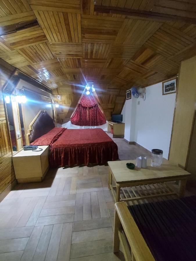 Brightland Hotel Shimla Esterno foto