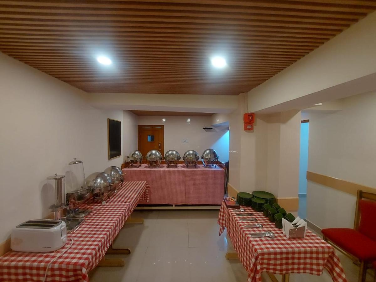 Brightland Hotel Shimla Esterno foto
