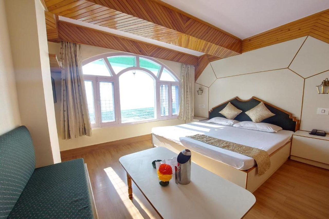 Brightland Hotel Shimla Esterno foto